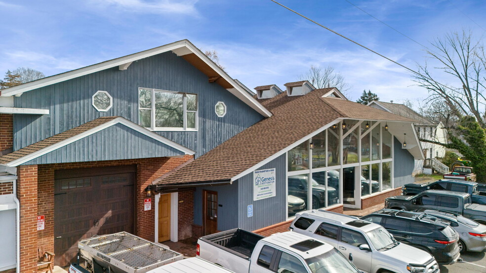 More Photos Of 101 E Marshall St, Remington Storefront Retail Office For Lease