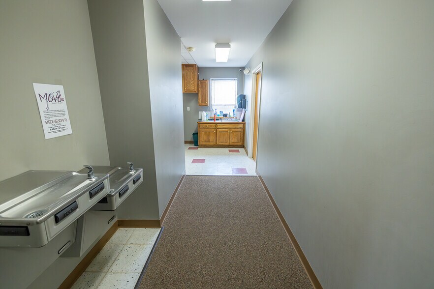 More Photos Of 800 SW 150 Hwy, Lee's Summit Office For Sale