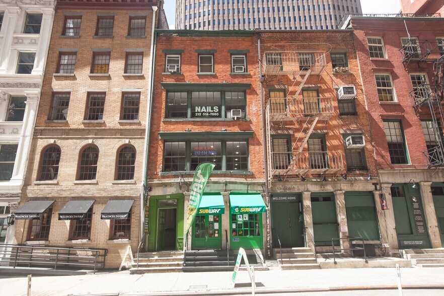 More Photos Of 28 Water St, New York Storefront Retail Office For Lease