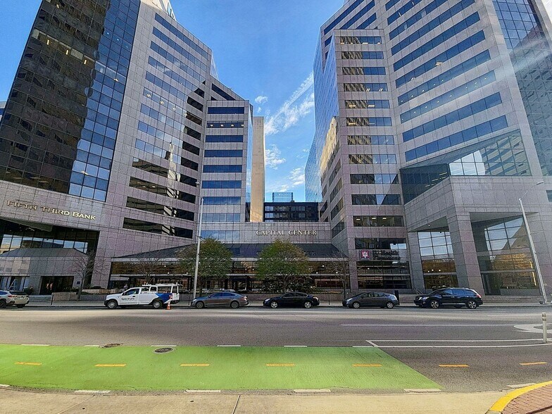 Primary Photo Of 201 N Illinois St, Indianapolis Coworking Space