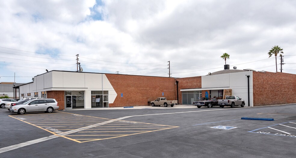 More Photos Of 3437-3457 W El Segundo Blvd, Hawthorne Unknown For Lease