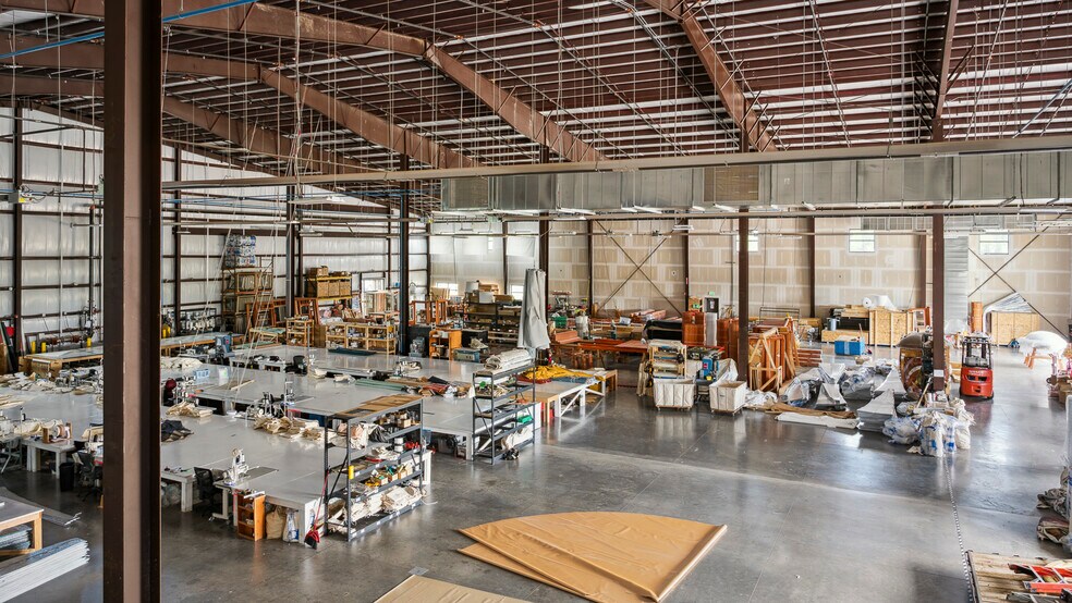 More Photos Of 1227 Mayfly Dr, Montrose Manufacturing For Sale