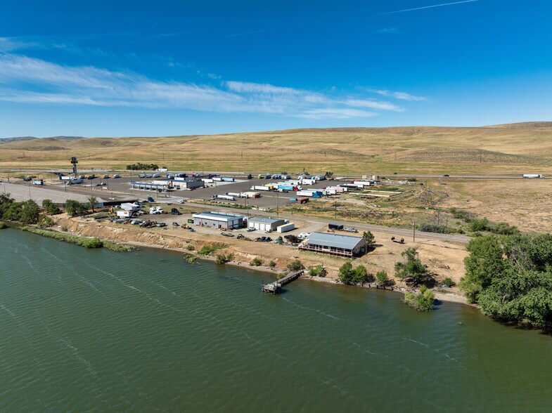More Photos Of 5960 US Hwy 30, Huntington Auto Salvage Facility For Sale