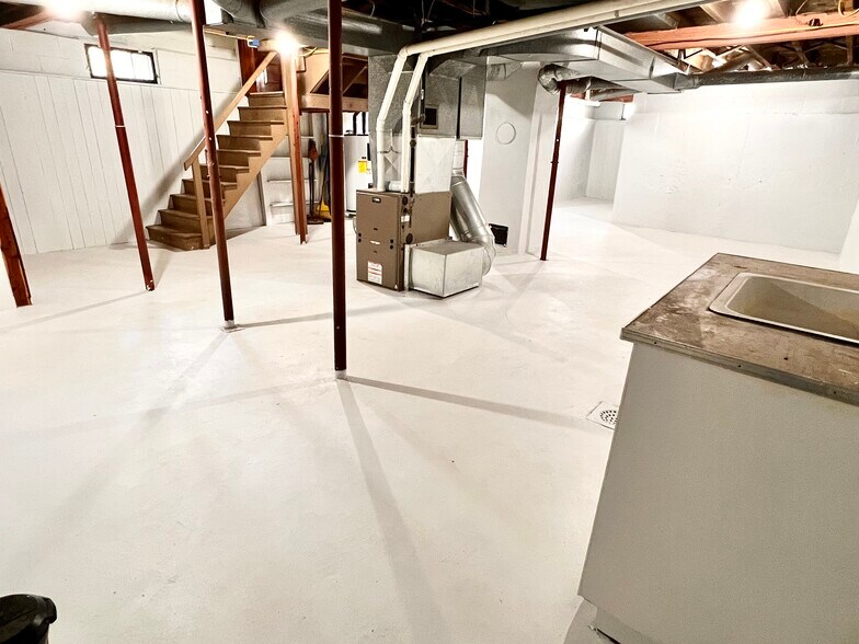 More Photos Of 546 Broadway, Bangor Storefront Retail Residential For Sale