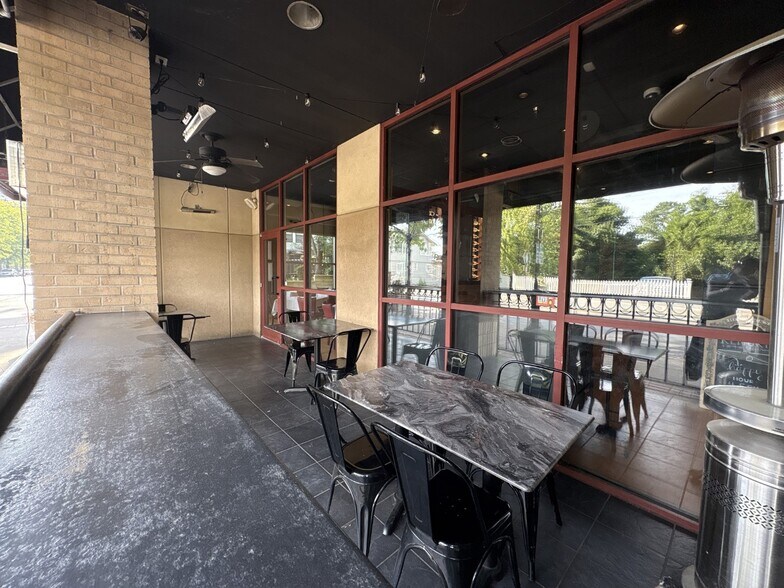 More Photos Of 2601 Kavanaugh Blvd, Little Rock Storefront Retail Office For Lease