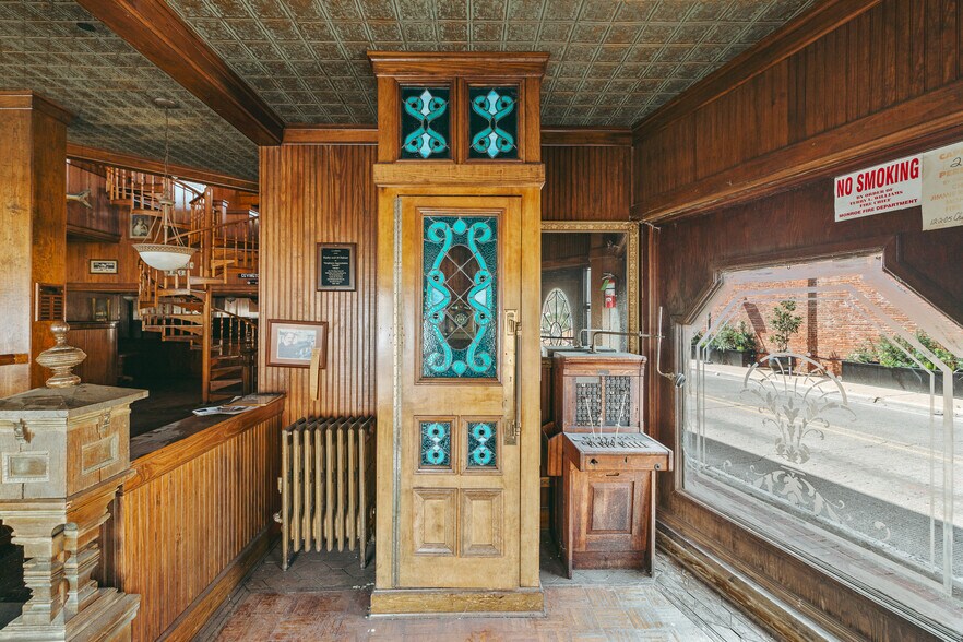 More Photos Of 100 S Grand St, Monroe Restaurant For Sale