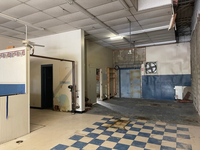 More Photos Of 4250-4332 Sunset Blvd, Steubenville Unknown For Lease