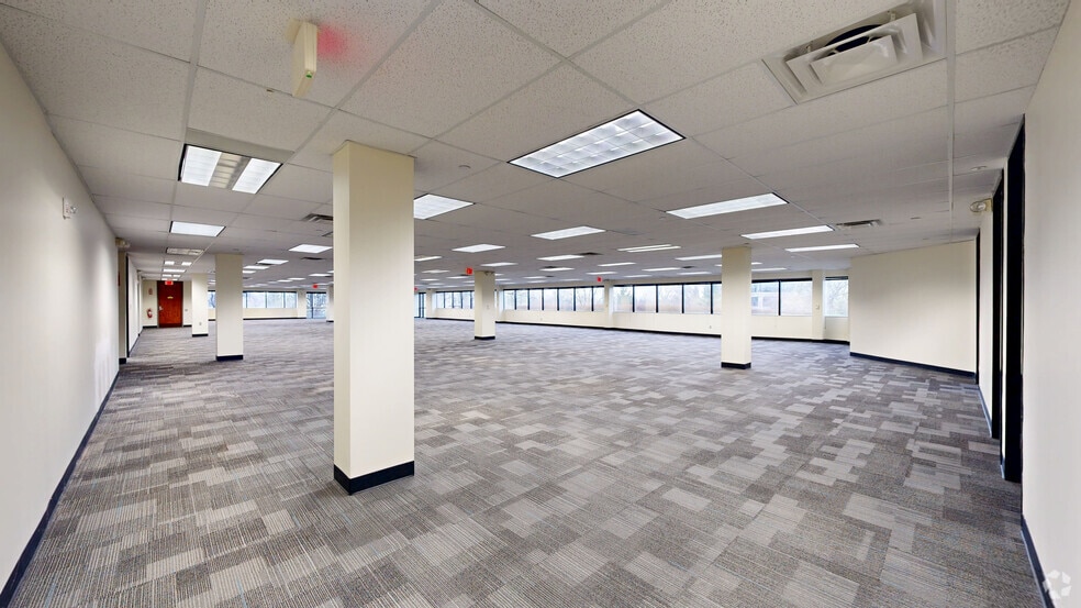 More Photos Of 30 Merchant St, Cincinnati Office For Lease