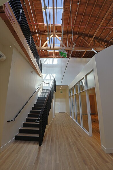 More Photos Of 1417 2nd St, Santa Monica Medical For Lease