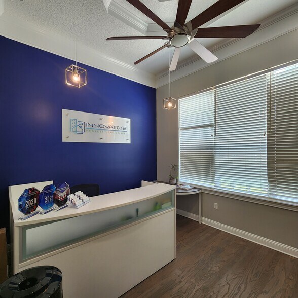 More Photos Of 8833 Perimeter Park Blvd, Jacksonville Medical For Lease