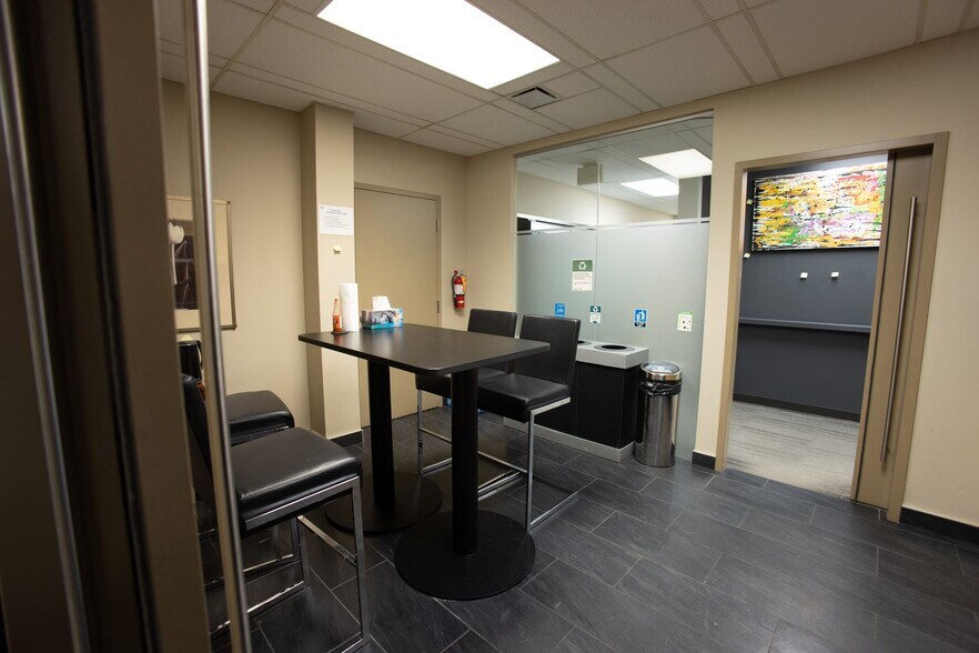 More Photos Of 602 12th Ave SW, Calgary Office For Sale