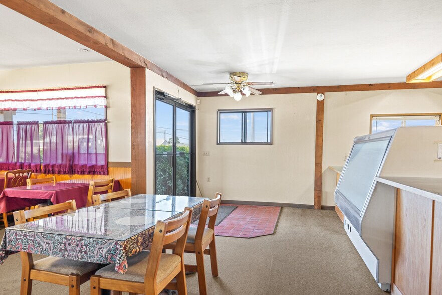 More Photos Of 1455 Oregon ave, Bandon General Retail For Sale