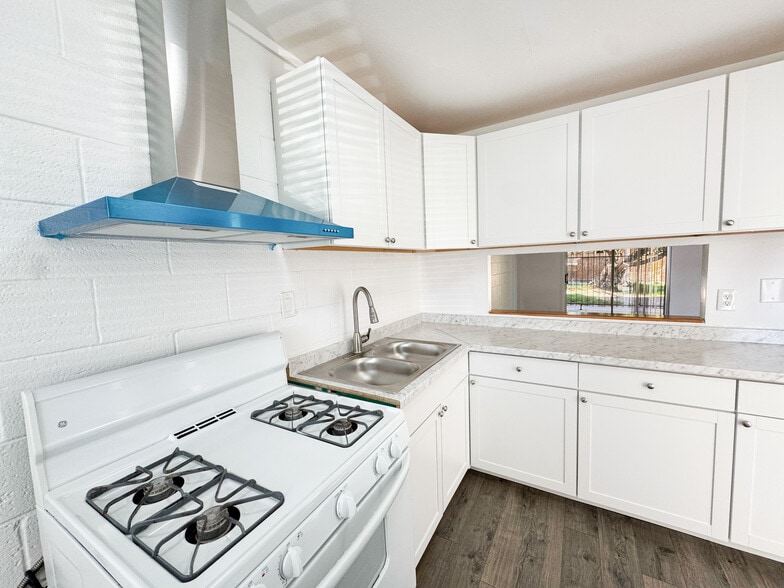 More Photos Of 5286 E Tropicana Ave, Las Vegas Apartments For Sale