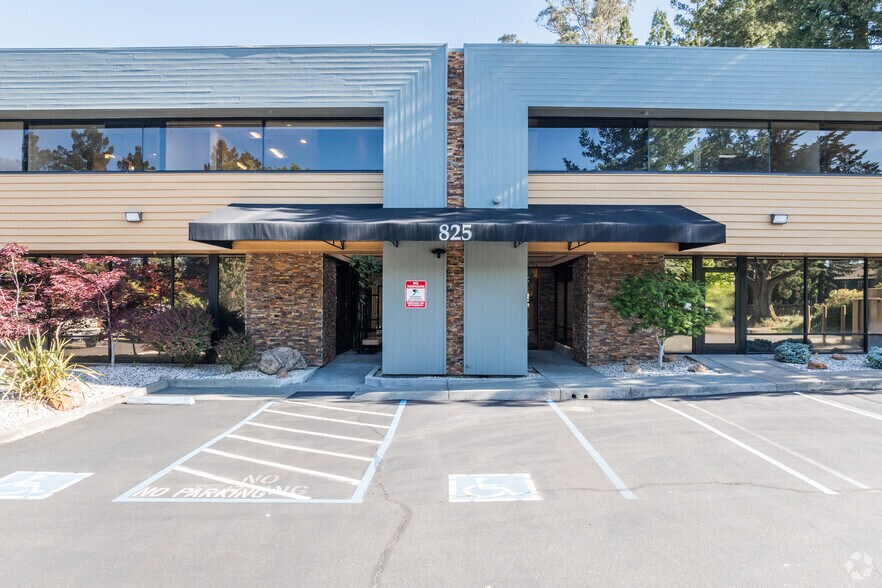 More Photos Of 825 Gravenstein Hwy N, Sebastopol Office For Lease