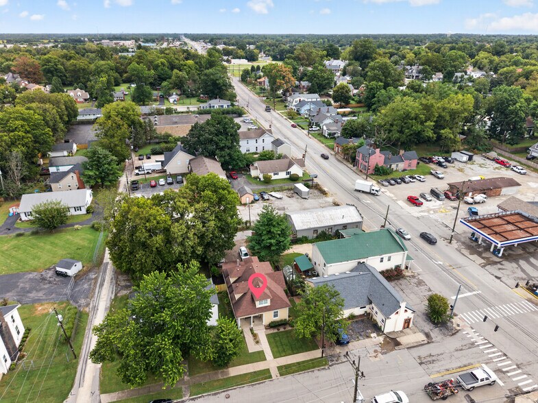 More Photos Of 122 N Locust St, Versailles Office For Sale