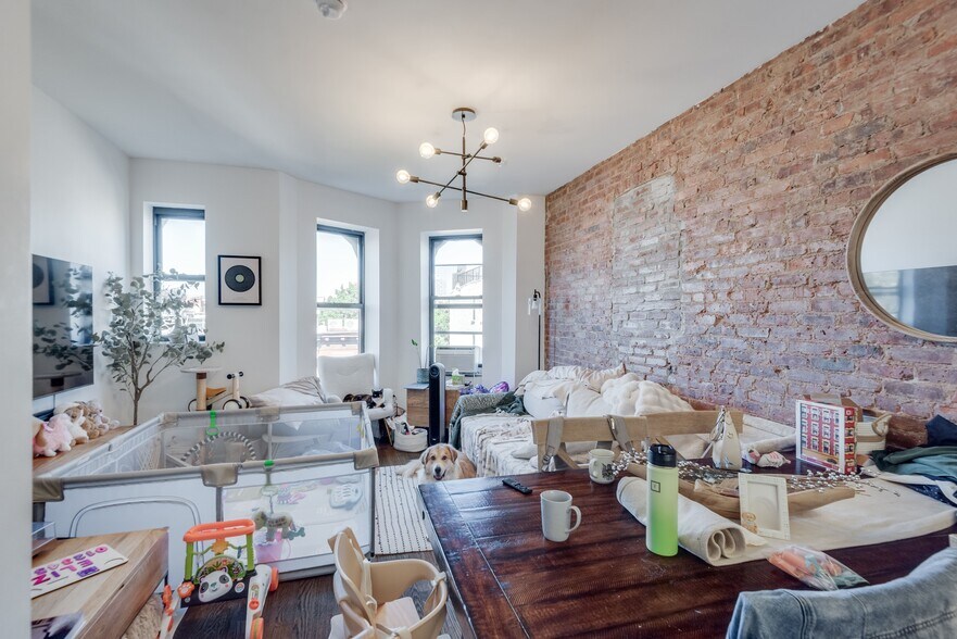 More Photos Of 14 Lincoln Pl, Brooklyn Apartments For Sale