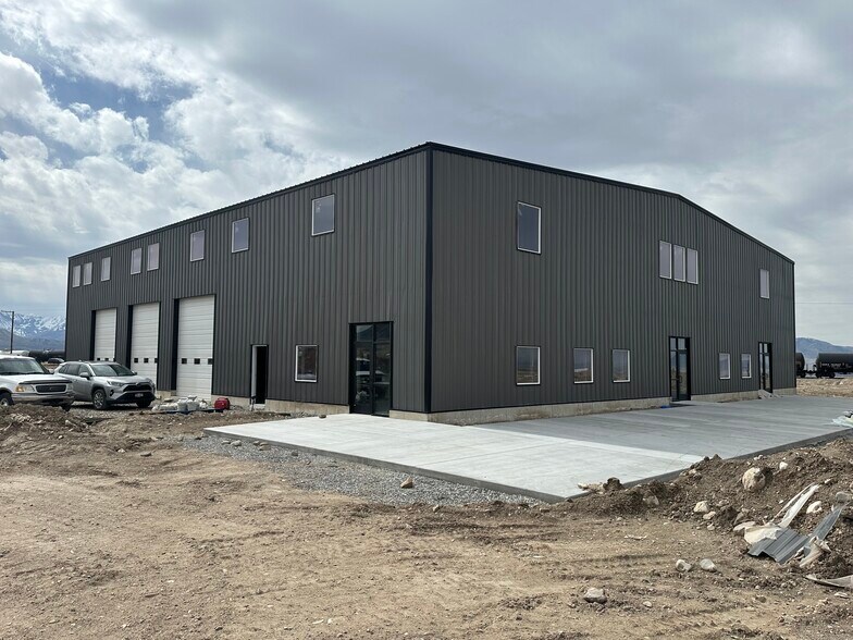 More Photos Of 1180 West Utah Avenue, Tooele Warehouse For Sale