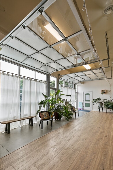 More Photos Of 1726 Altamont Ave, Richmond Warehouse For Lease