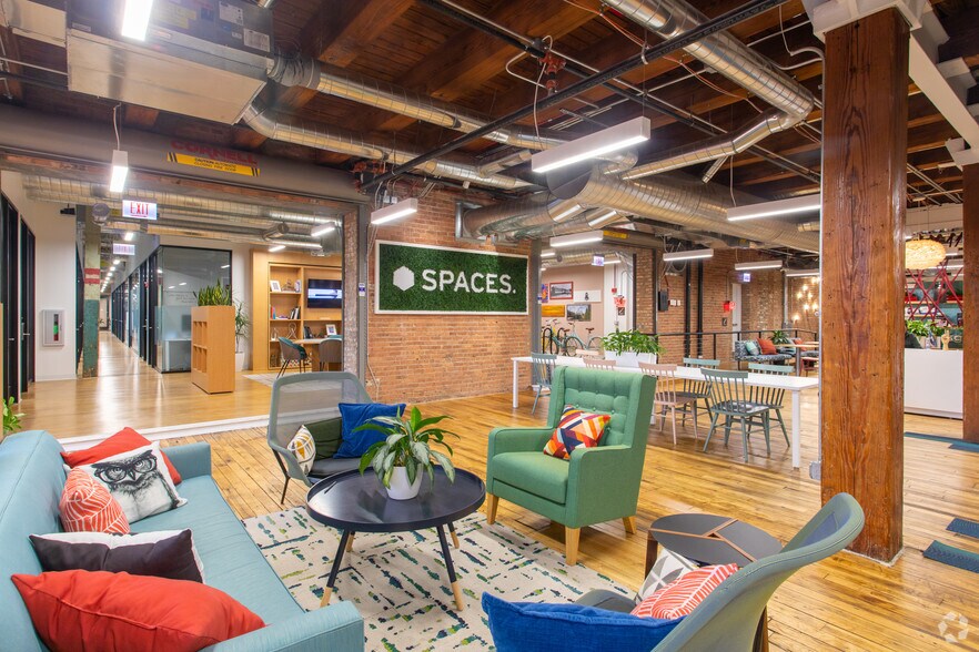 More Photos Of 159-163 N Sangamon St, Chicago Coworking Space