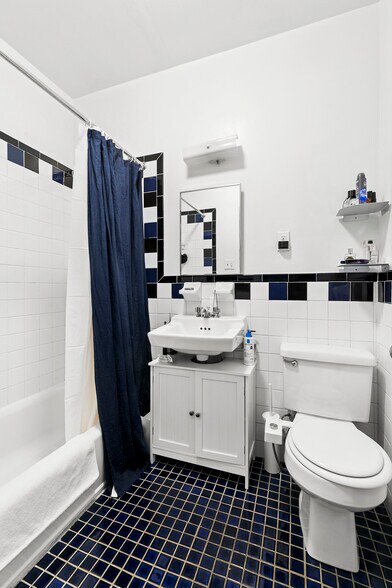 More Photos Of 10 Fort Greene Pl, Brooklyn Apartments For Sale