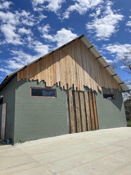 More Photos Of 630 18th st, Baton Rouge Warehouse For Sale