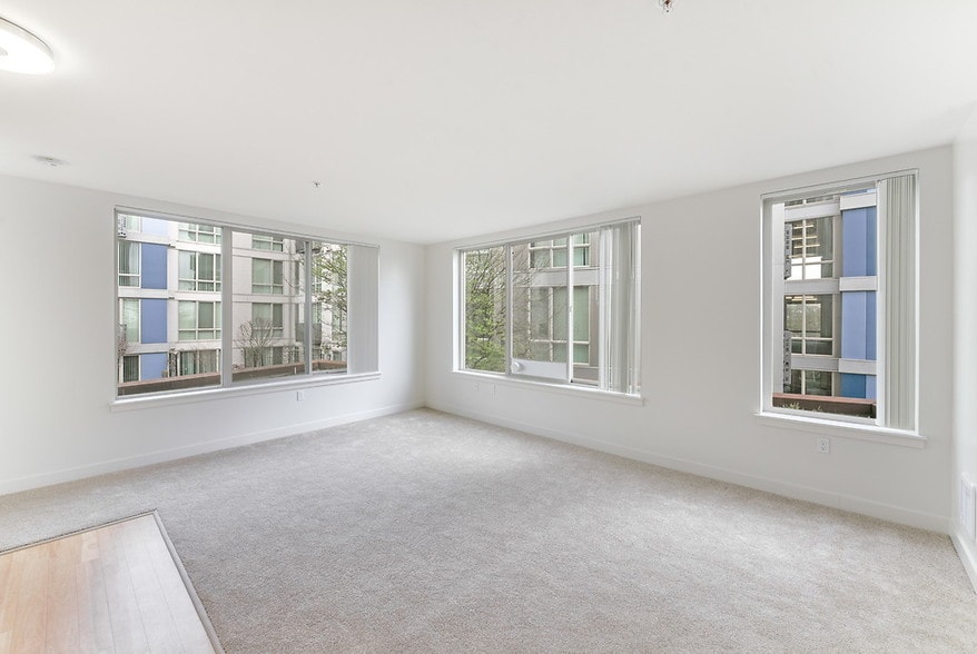 More Photos Of 118 Republican St, Seattle Apartments For Lease