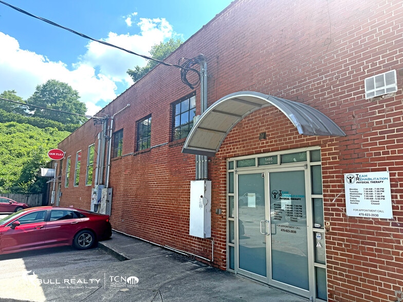 More Photos Of 1495 Northside Dr, Atlanta General Retail For Sale