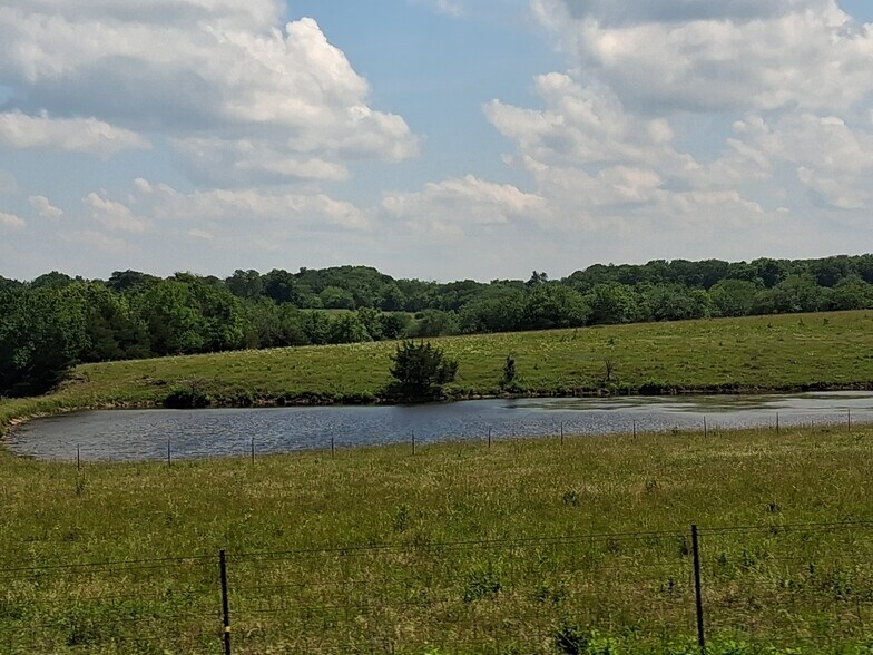 More Photos Of 6841 E US Highway 56, Overbrook Land For Sale