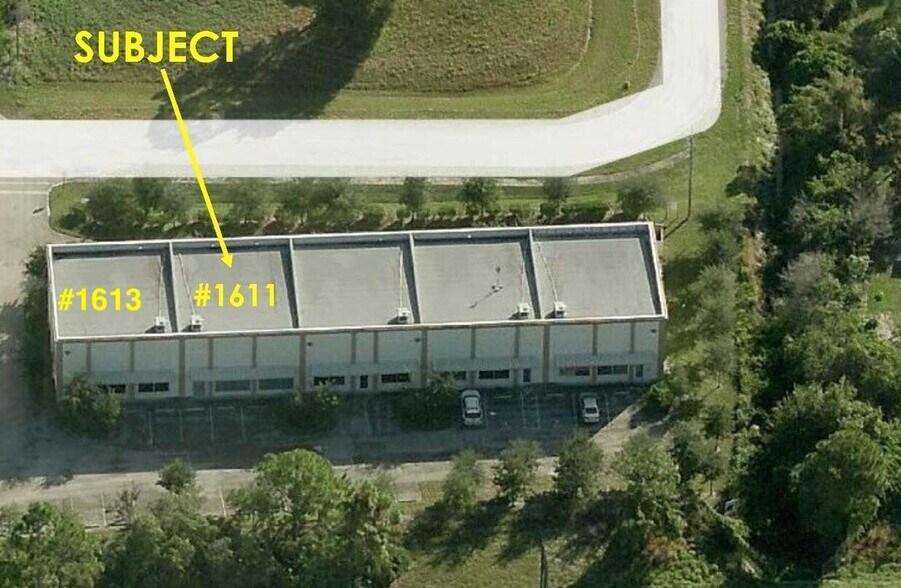 More Photos Of 1605-1613 91st Ct, Vero Beach Light Distribution For Lease