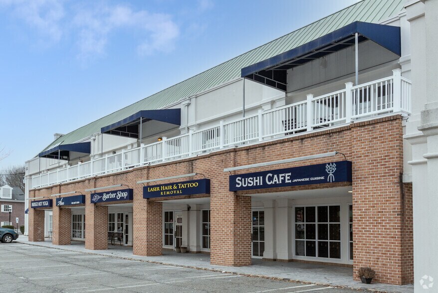 More Photos Of 555 Passaic Ave, West Caldwell Storefront Retail Office For Lease