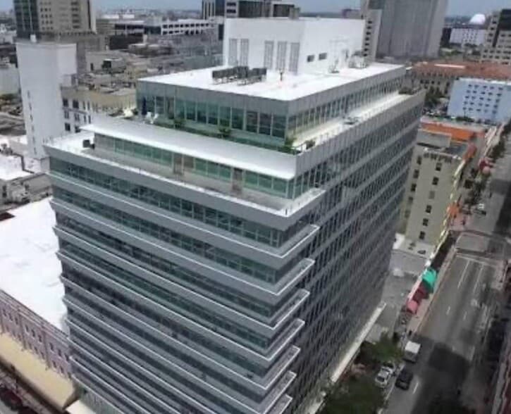 More Photos Of 14 NE 1st Ave, Miami Office For Sale