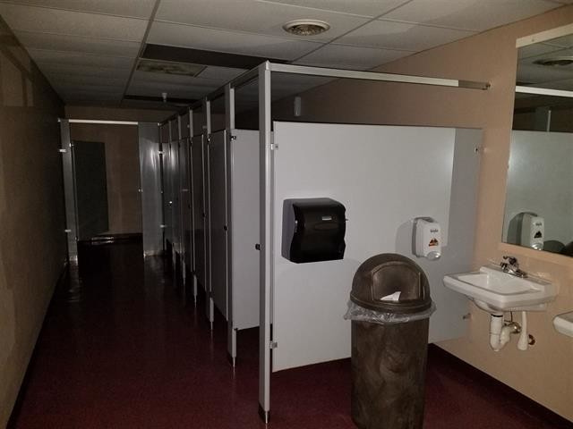 More Photos Of 1120 Country Ln, Ishpeming General Retail For Sale