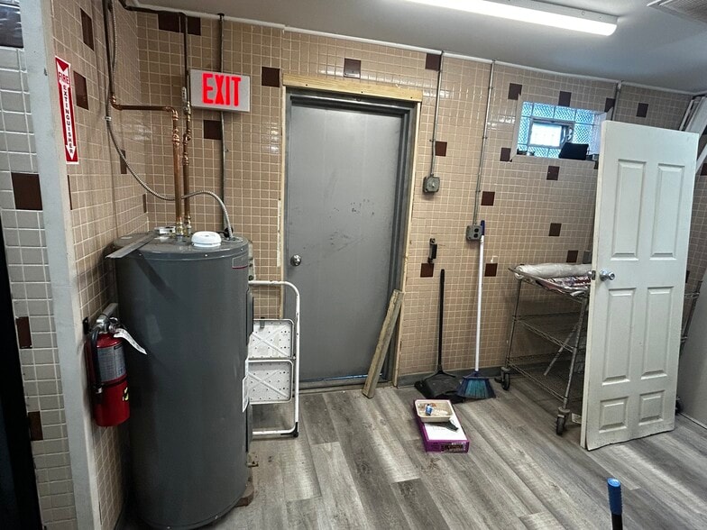 More Photos Of 4655 Benson St, Philadelphia Apartments For Sale