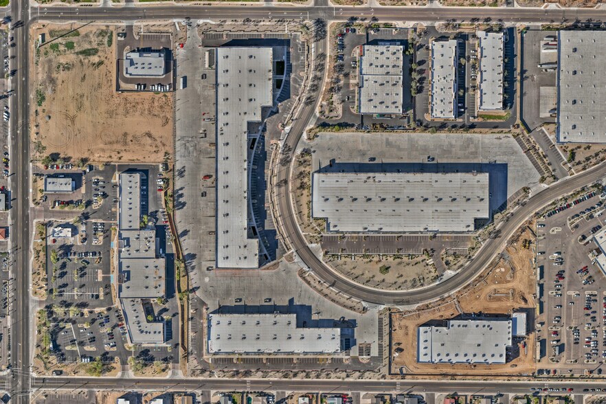 More Photos Of 13550 W Auto Dr, Goodyear Unknown For Lease