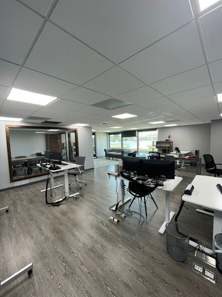 More Photos Of 18093 Prairie Ave, Torrance Office For Lease