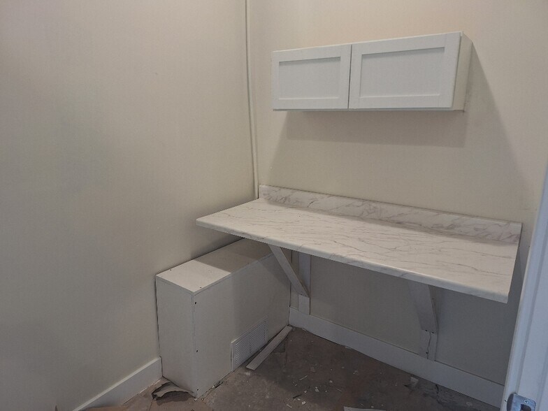 More Photos Of 28531-28557 Woodward Ave, Berkley Storefront Retail Office For Lease