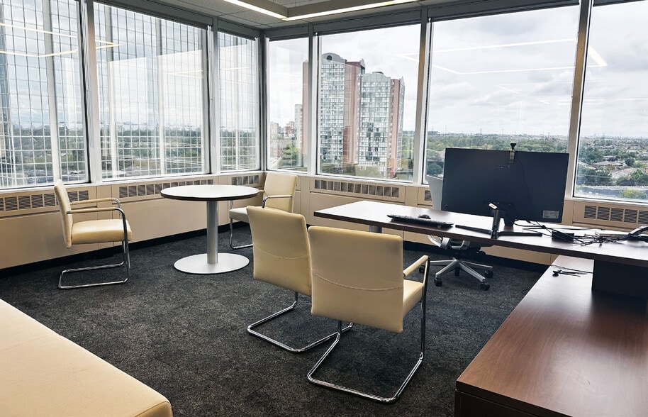 More Photos Of 4 Robert Speck Pky, Mississauga Coworking Space