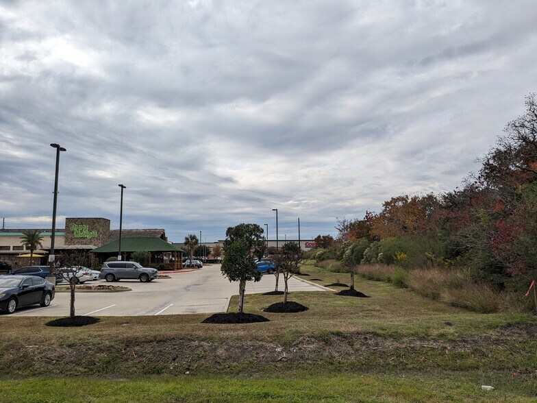 More Photos Of Business Center Dr, Pearland Land For Sale