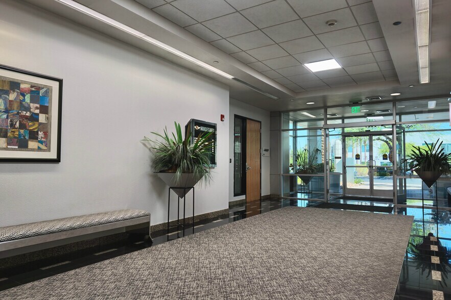 More Photos Of 5820 S Eastern Ave, Las Vegas Office Residential For Sale