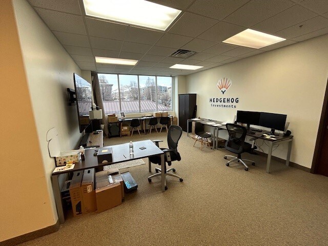 More Photos Of 2989 W Maple Loop Dr, Lehi Office For Lease