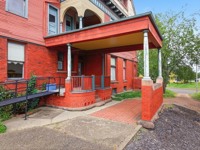 More Photos Of 1435 Market Ave N, Canton Office Residential For Sale