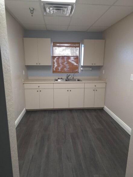 More Photos Of 4120 Tamiami Trl, Port Charlotte Medical For Lease