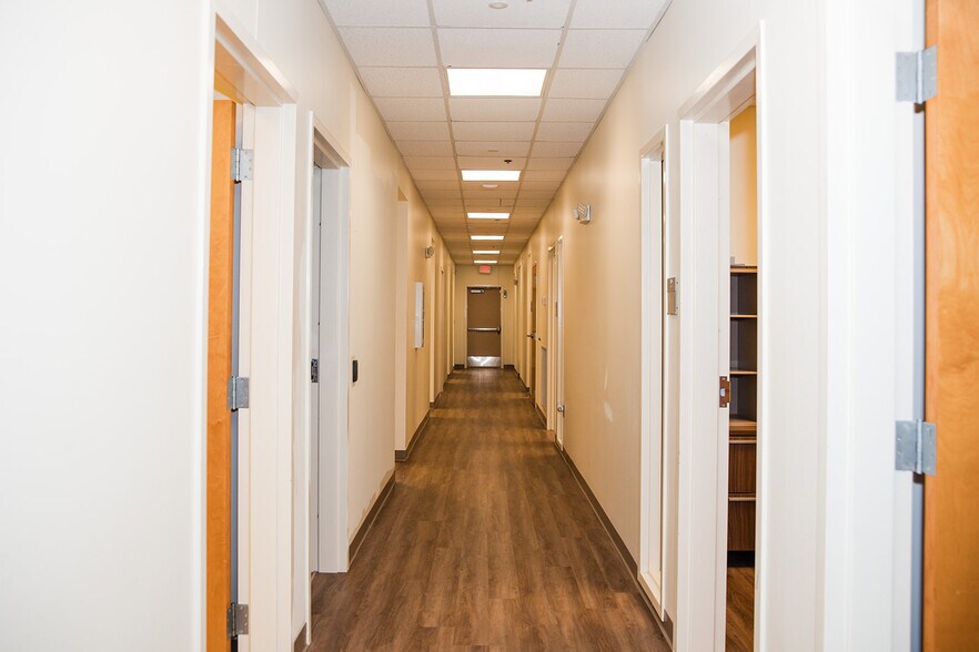 More Photos Of 101B Villa Dr, Daphne Medical For Lease