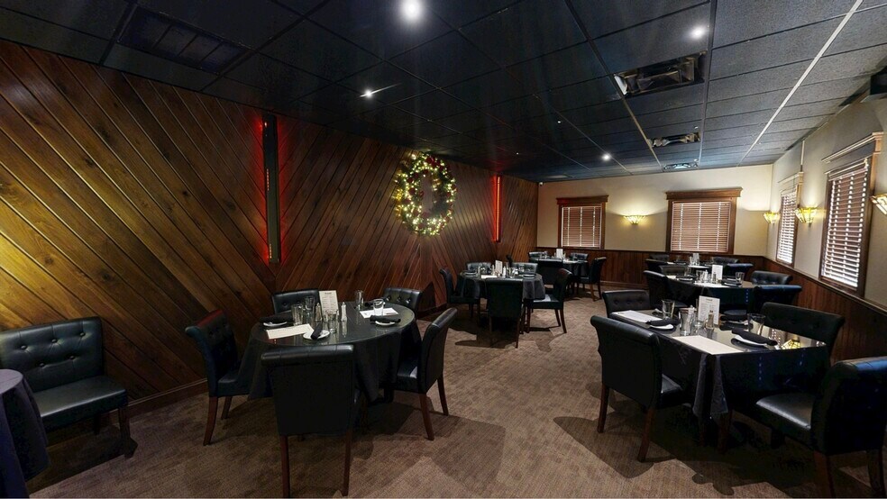 More Photos Of 1509 3rd Ave, Huntington Specialty For Sale