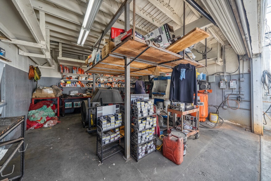 More Photos Of 4320 W Pico Blvd, Los Angeles Auto Repair For Sale