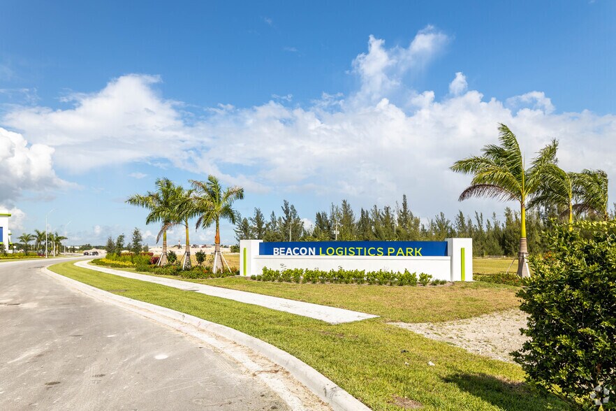 More Photos Of 4120 W 91st Pl, Hialeah Unknown For Lease