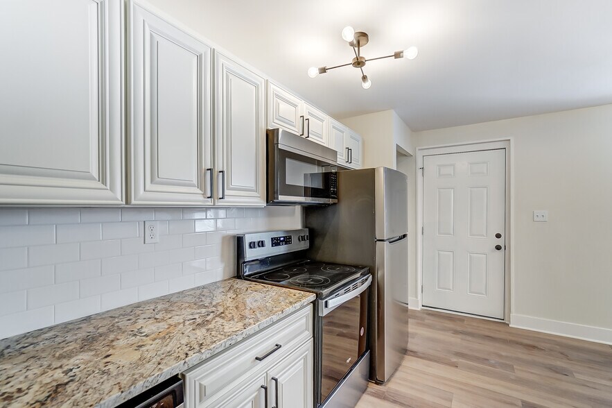 More Photos Of 477 E Columbus St, Columbus Apartments For Sale