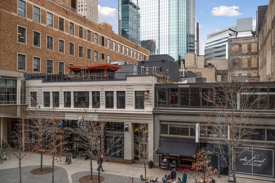 More Photos Of 917-927 Nicollet Mall, Minneapolis Office For Sale