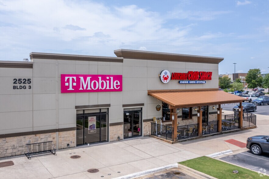 More Photos Of 2525 Anderson Ln W, Austin Unknown For Lease