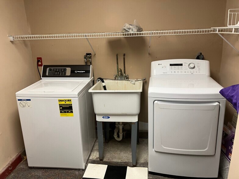 More Photos Of 720 Saint Clair St, Lapeer Apartments For Sale